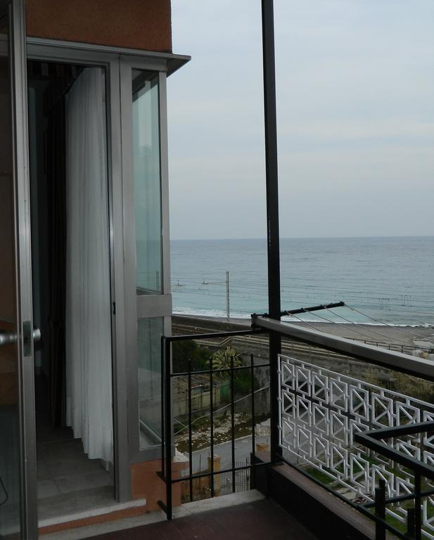 Residence Dei Fiori Bordighera Rum bild