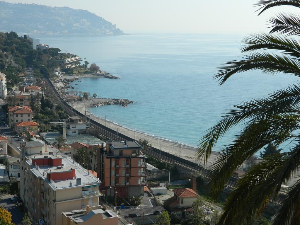 Residence Dei Fiori Bordighera Exteriör bild