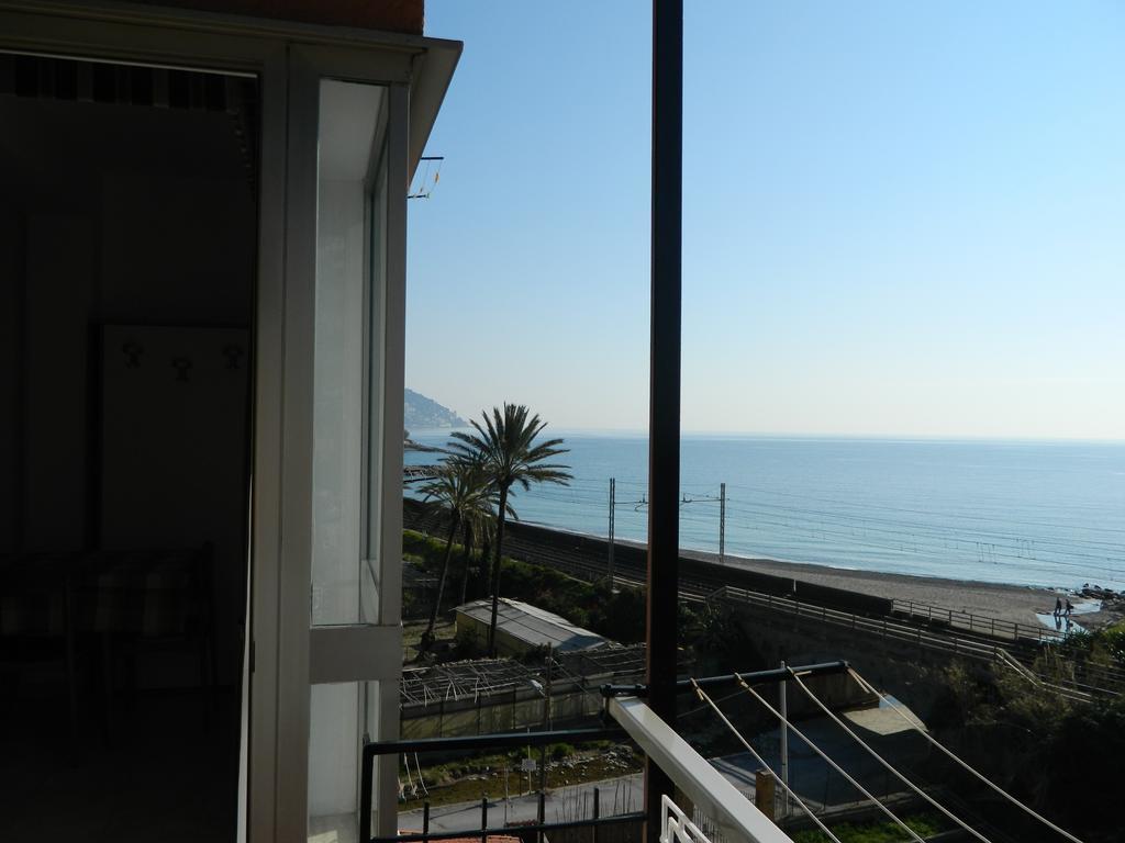 Residence Dei Fiori Bordighera Rum bild